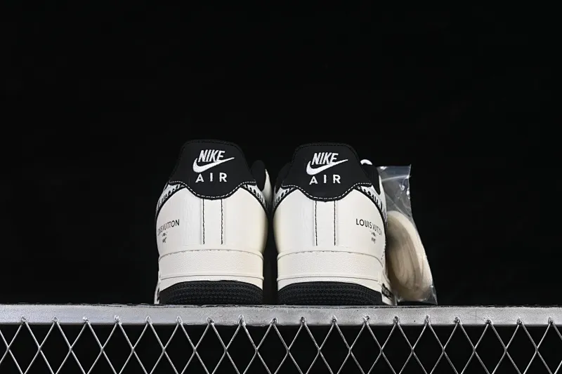 All categories Nk Air Force 1 Air Force series Nk Air Force 1 Low Air Force low-top Nike Air Force 1'07 Low Classic white and black color Air Force 1 low-top casual sneakers KG6699-F31